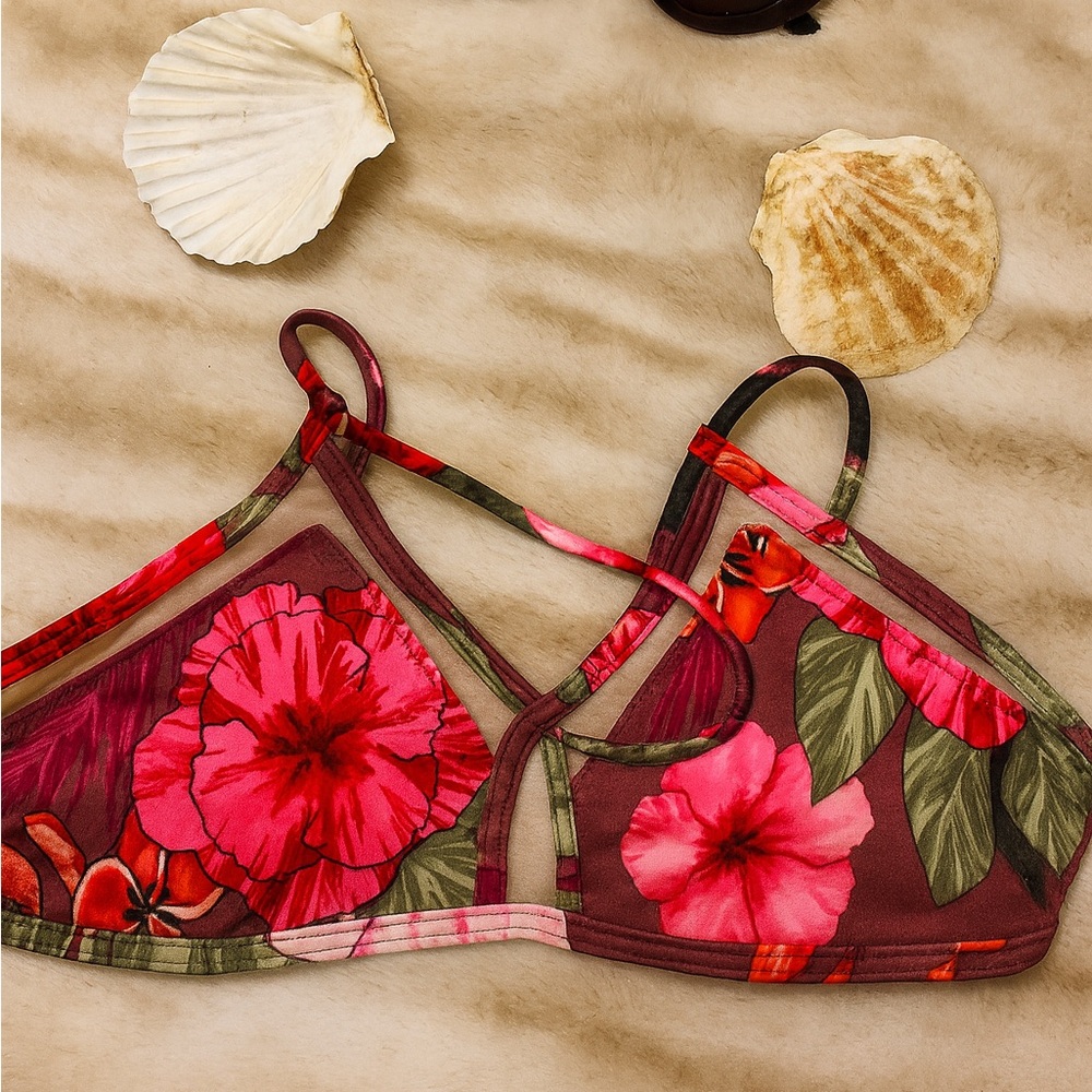 NWT VS PINK Hawaiian Flower Bikini Top